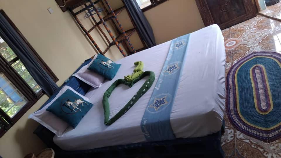 Luca&Irina Airport Comfort Zanzibar Екстериор снимка